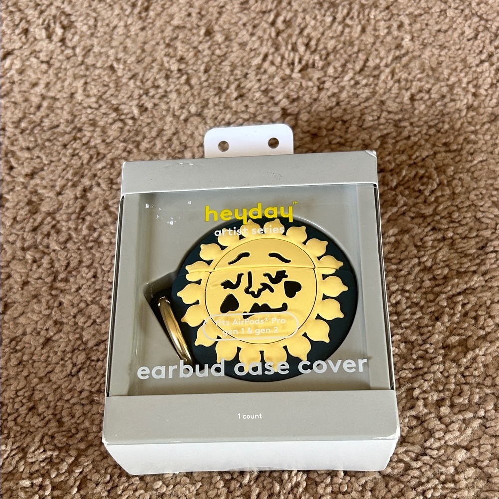 Heyday Sun Motif Earbud Case Cover